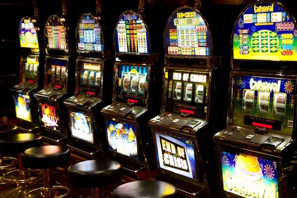 Red Tiger slot game interface showing Sweet Bonanza